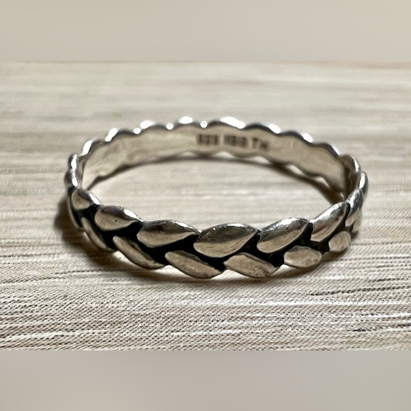 Vintage Designer Signed IBB Sterling Silver Wheat Ring, Size 8.5, 1.4g - Picture 2 of 7